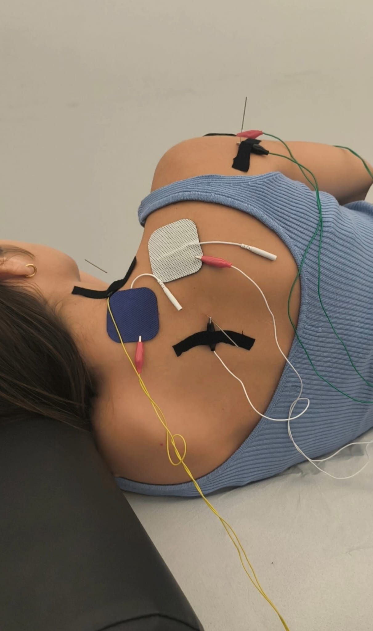 Interior de la clínica NEUROFIT en Cornellà de Llobregat — fisioterapia deportiva y traumatológica